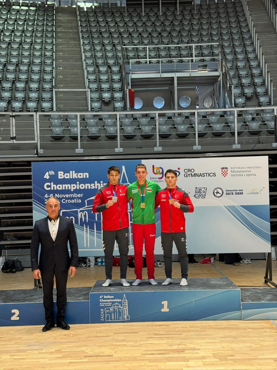 02-07 Kasım 2025 Hırvatistan Artistik Cimnastik Balkan Şampiyonası

*Gençler Kategorisi Atlama Masası;
Poyraz Efe BULUT 🥈
Ahmet Baki KARADAYI 🥉

Sporcularımızı ve antrenörlerimizi tebrik ederiz.

<a href="/OA_BAK/">Dr. Osman Aşkın Bak</a> 
<a href="/hamzayerlikaya/">Hamza Yerlikaya 🇹🇷</a> 
<a href="/GSB_Bolu/">Bolu Gençlik ve Spor İl Müdürlüğü</a> 
<a href="/Emrullah__Guler/">Emrullah Güler 🇹🇷</a>