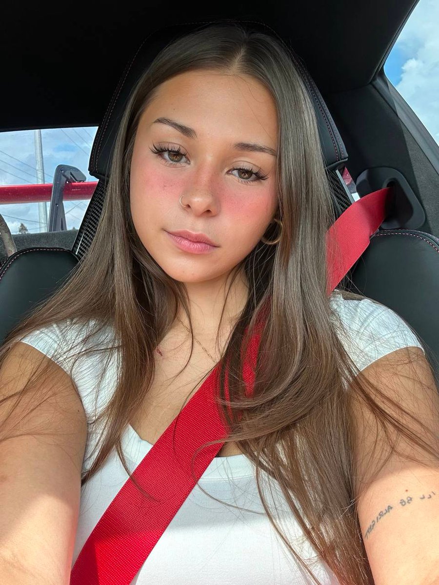me or a ps5 pro https://t.co/diYnpNmrTV
