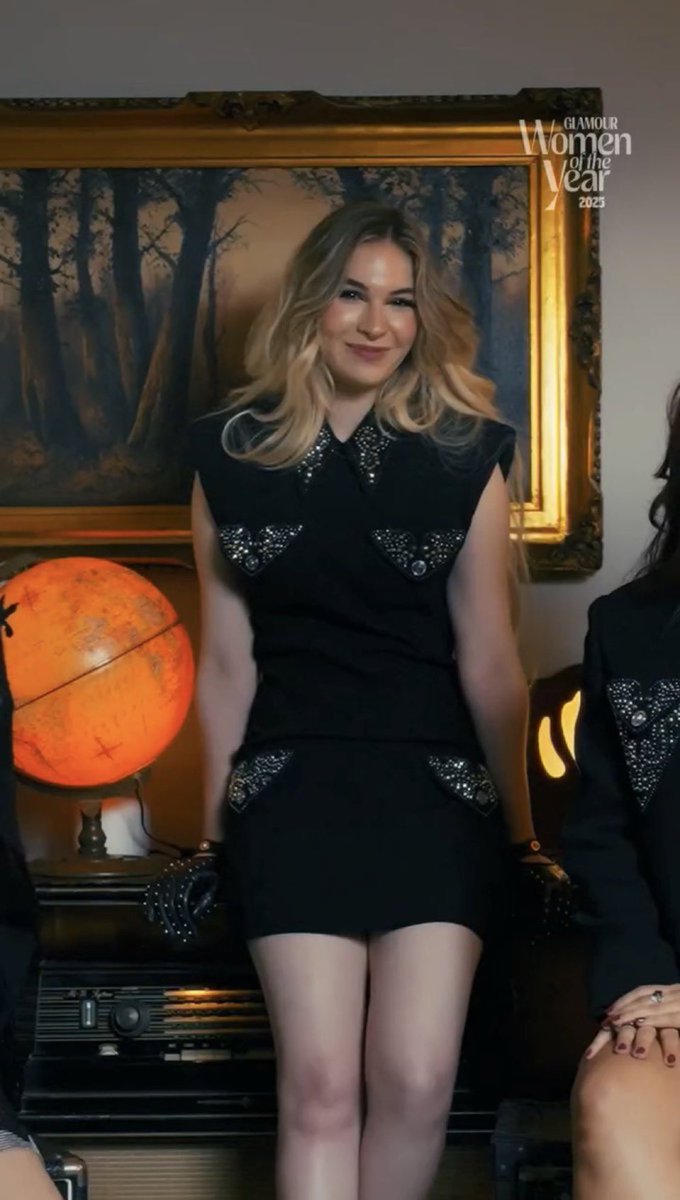 Queen of the Meme Scene tweet media