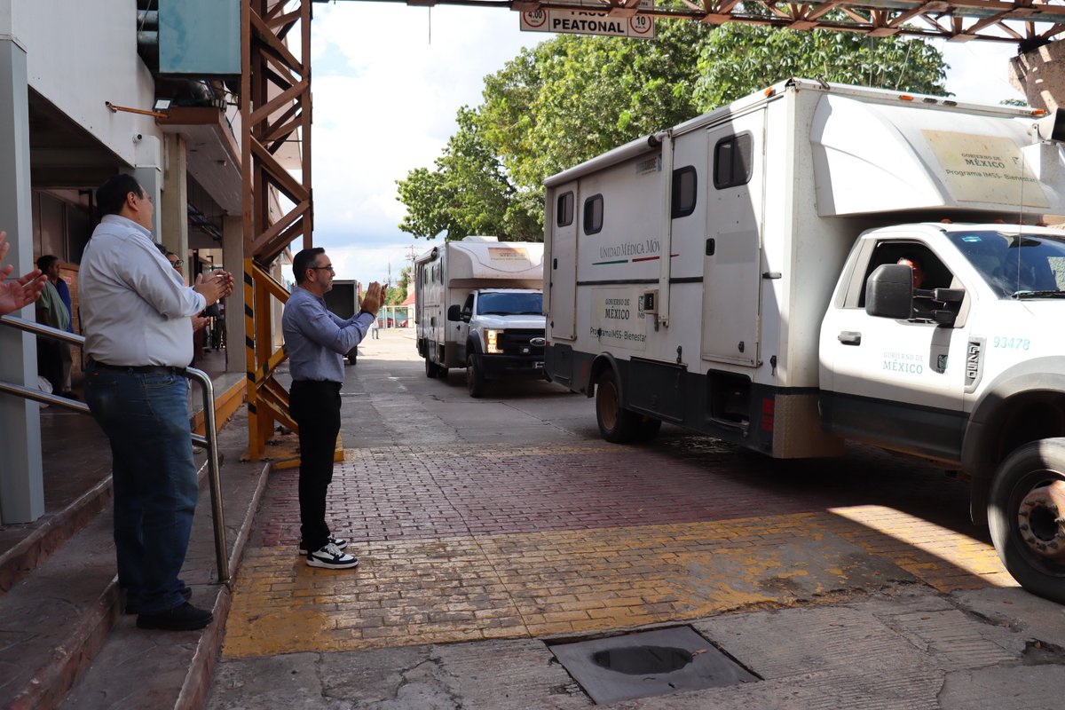IMSS_YUCATAN's tweet image. 💚 Regresa brigada #IMSSYucatán, después de tres semanas de haber viajado a las poblaciones afectadas por las lluvias en #Veracruz, para brindar ayuda a través de labores de limpieza en unidades médicas y acciones preventivas para la salud.
#OrgulloIMSS