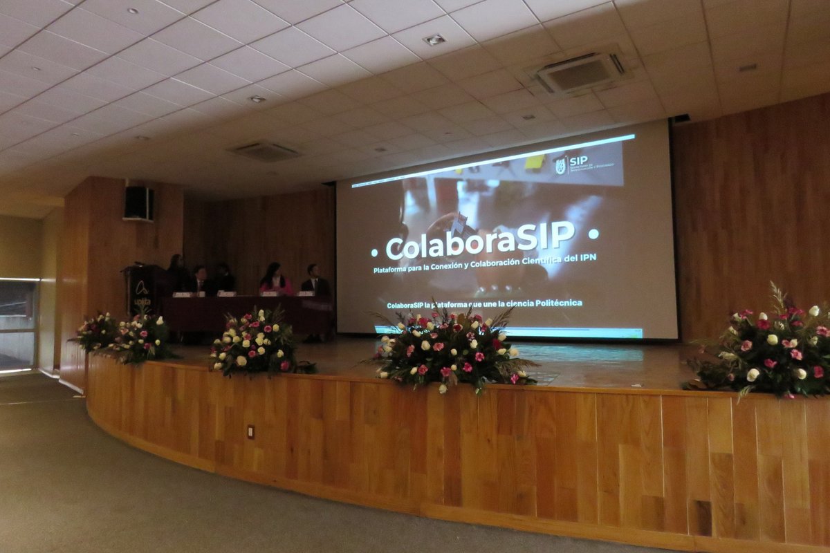 🧵1/3
🚀Se inauguro el Encuentro de Redes de Investigación y Posgrado 2025! Nuestra titular, Mtra. Yessica Gasca, acompañó a la Dra. Martha Vázquez (<a href="/IPN_SIP/">Secretaría de Investigación y Posgrado del IPN</a>) en <a href="/Upiita_Ipn/">UPIITA IPN</a> para impulsar soluciones innovadoras con impacto territorial. #SIISIPN #RedesIPN