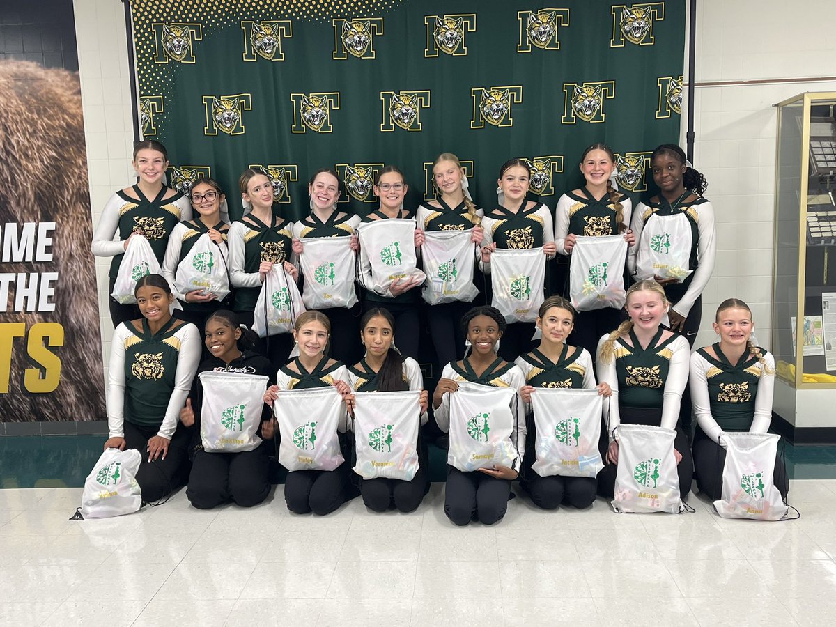 Short week highlights: the Poms made their dance debut, shoutout to our new speech path, Mrs. B, Paw Print met with community relations, and 112 students came to the IT Productions interest meeting!