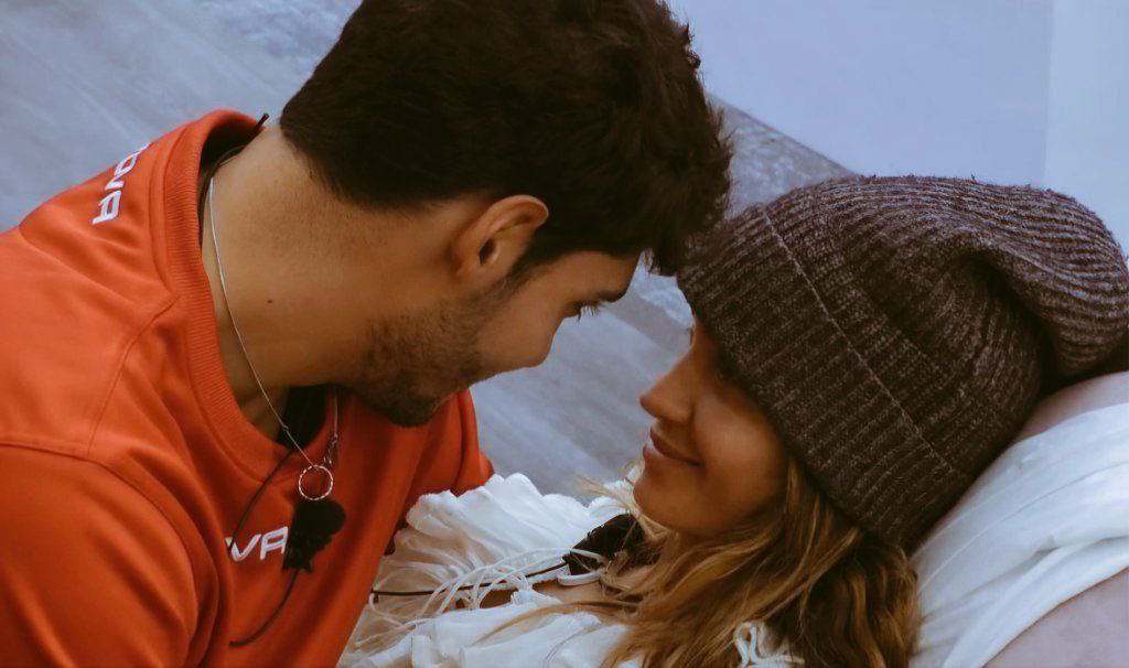 mareluna2022's tweet photo. 9 mesi di scelte consapevoli
9 mesi di scelte condivise 
9 mesi di protezione reciproca 
9 mesi di volontà di costruire un futuro
9 mesi di NOI, e non più di IO e TE
9 mesi d’amore MATURO, CORAGGIOSO E VISCERALE
9 mesi di MAGIA, non perfetta, MA VERA✨♥️ https://t.co/xMGtf5Lvyc