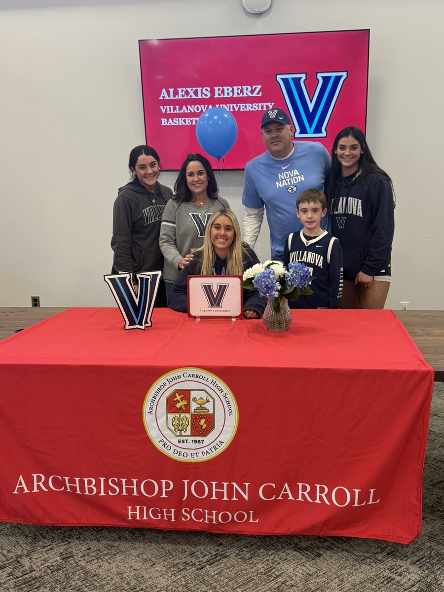 V’s up for Lex’s Signing Day!  Congrats to Lex &amp; the Eberz!