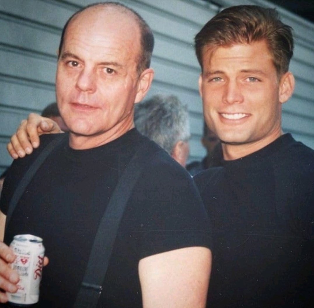 FunMovieTVFan's tweet image. This movie was released November 7, 1997, can you name it?

Are you a fan?