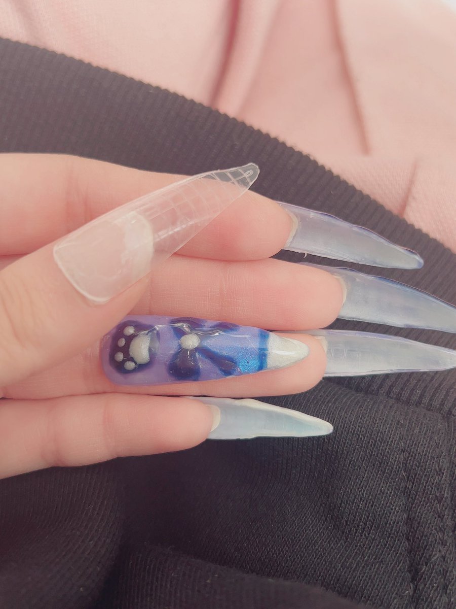 pandamic_shion's tweet image. おはよーーー
ネイルチップ変な取れ方したぁぁぁ
直すーー！！！！