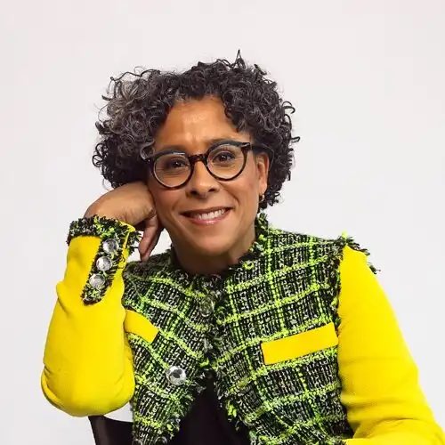 Wonder why they don’t want to lend to “old White farmers”? Here is the CEO of Farm Credit Canada. 

Justine Hendricks has held various positions at Export Development Canada (EDC) over the past 16 years. She was named EDC’s Senior Vice-President and Chief Corporate Sustainability