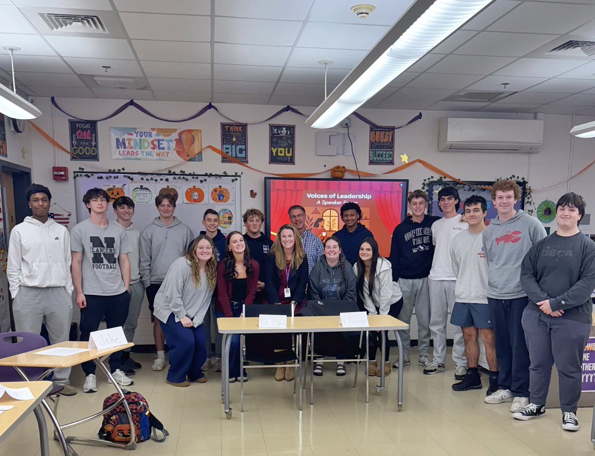 Thank you to Superintendent O'Neill and Assistant Superintendent Ackerman for joining Honors Leadership today and sharing your inspiring stories!