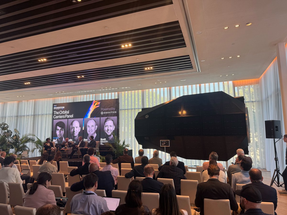 We were honored to present at the @Payload Space Investor Summit today.

Gravitics CEO Colin Doughan, CTO Scott Macklin, and @UrsaMajorTech CEO Dan Jablonsky, outlined the path to accelerated space superiority through new architectures. 

Key topics included:
• Orbital Carriers