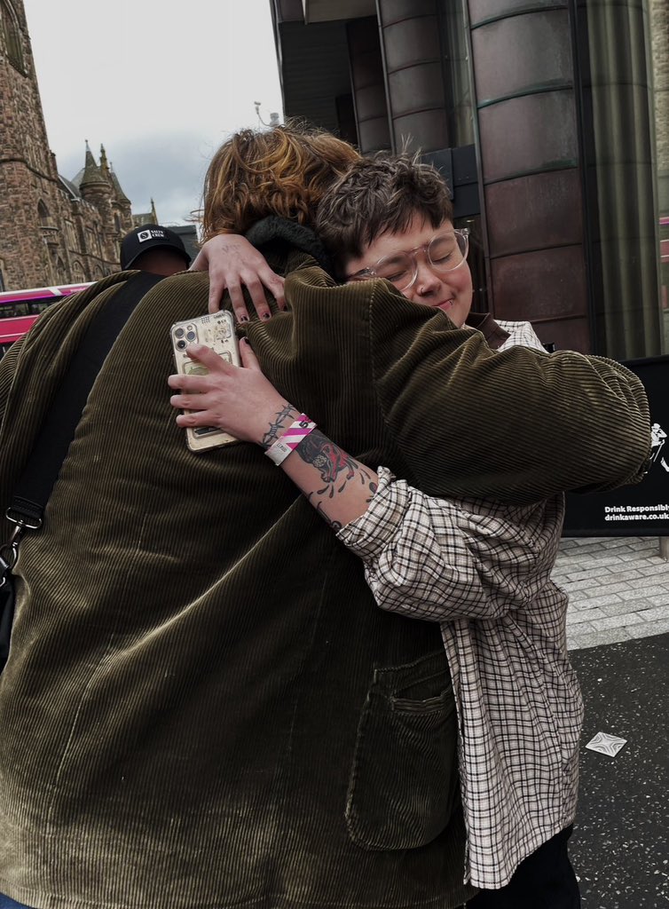 NOSHAMEMAX's tweet image. :)