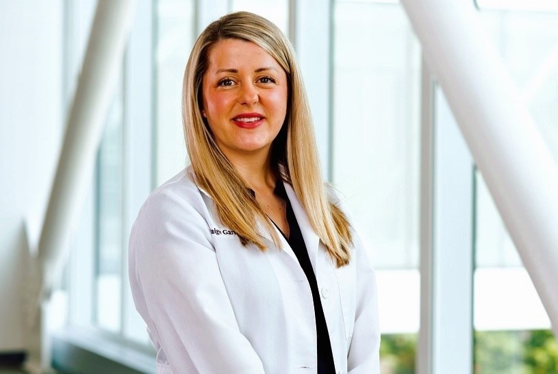 "Risk factors for thrombo-ischemic complications after andexanet alfa reversal of factor Xa inhibitors" was highlighted as Star⭐ Research at SCCM Congress. 
Click here to read the abstract from this important work by Dr. Paige Bradshaw &amp; team: loom.ly/gmLGrmg 

#PharmICU