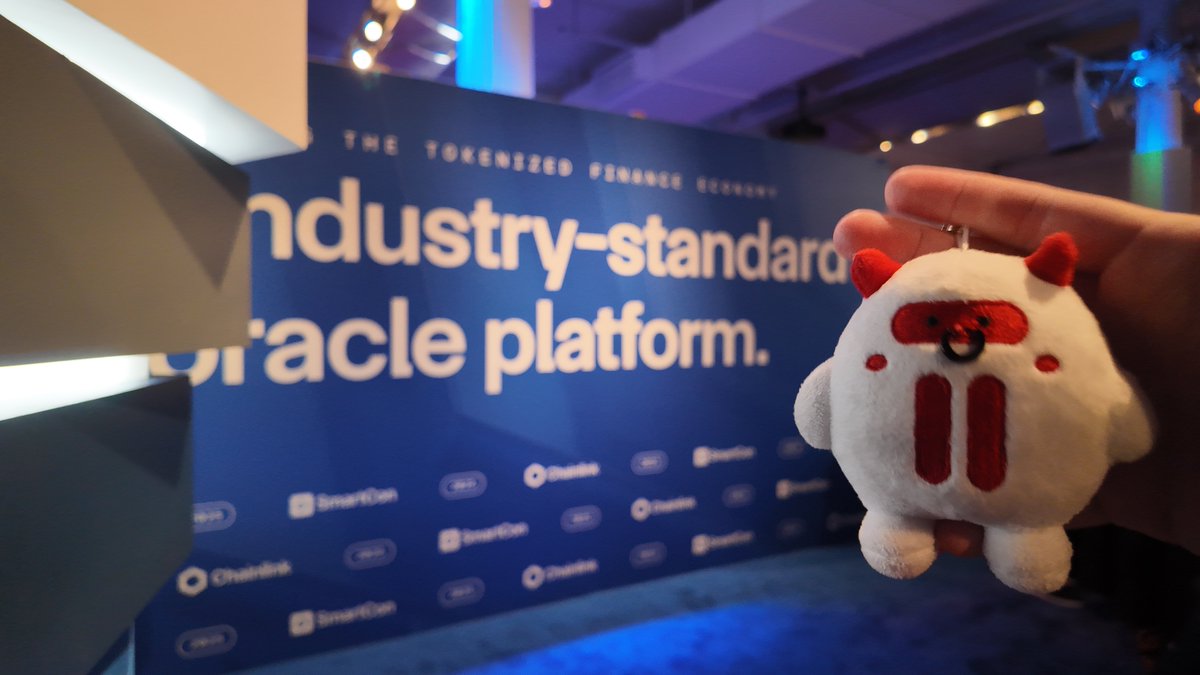 trondao's tweet image. #TRON was honored to serve as a Gold Sponsor at #SmartCon2025.
 
Thank you @chainlink.
 
Until next time, New York. 👋