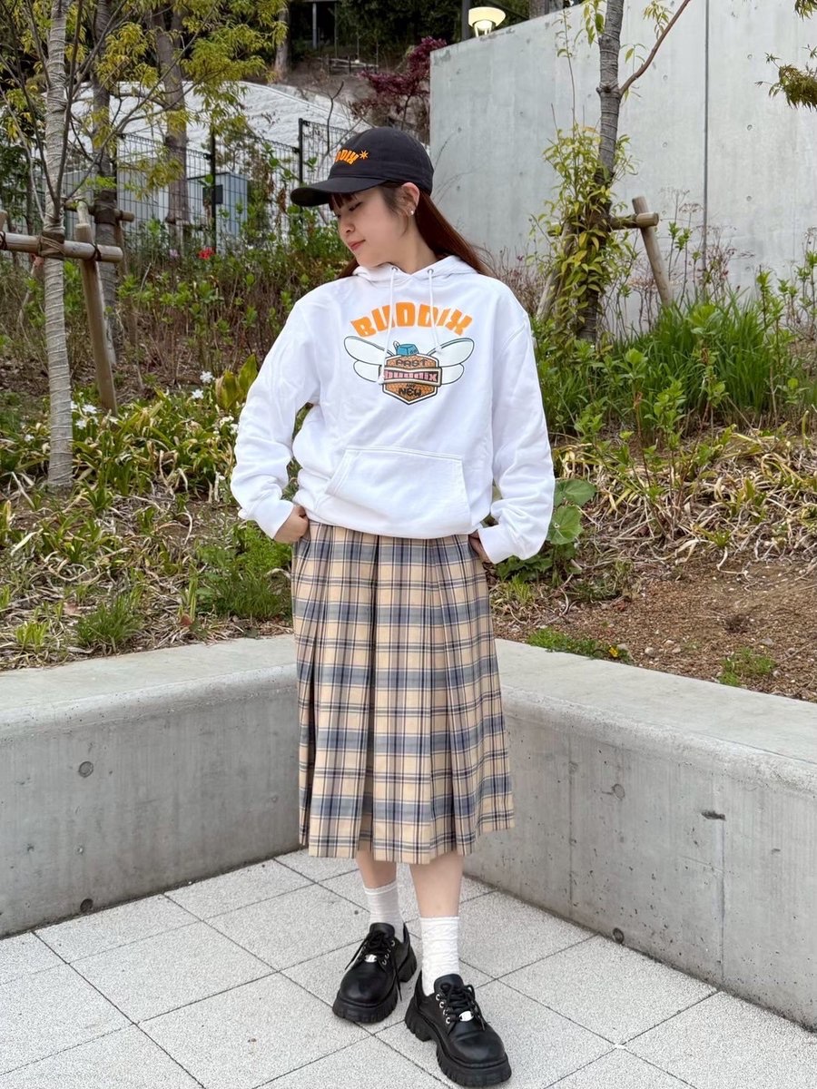 buddix】 □ITEM LINE-UP Honeycomb Logo Hoodie PRICE：¥15,950 tax