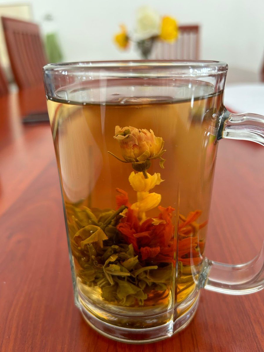 Thankful for another new day, filled with new mercies, same favourite tea. 🧡 Thinking of anyone who needs a little sunshine today. 🤗🙋🏻‍♀️💕🇿🇲