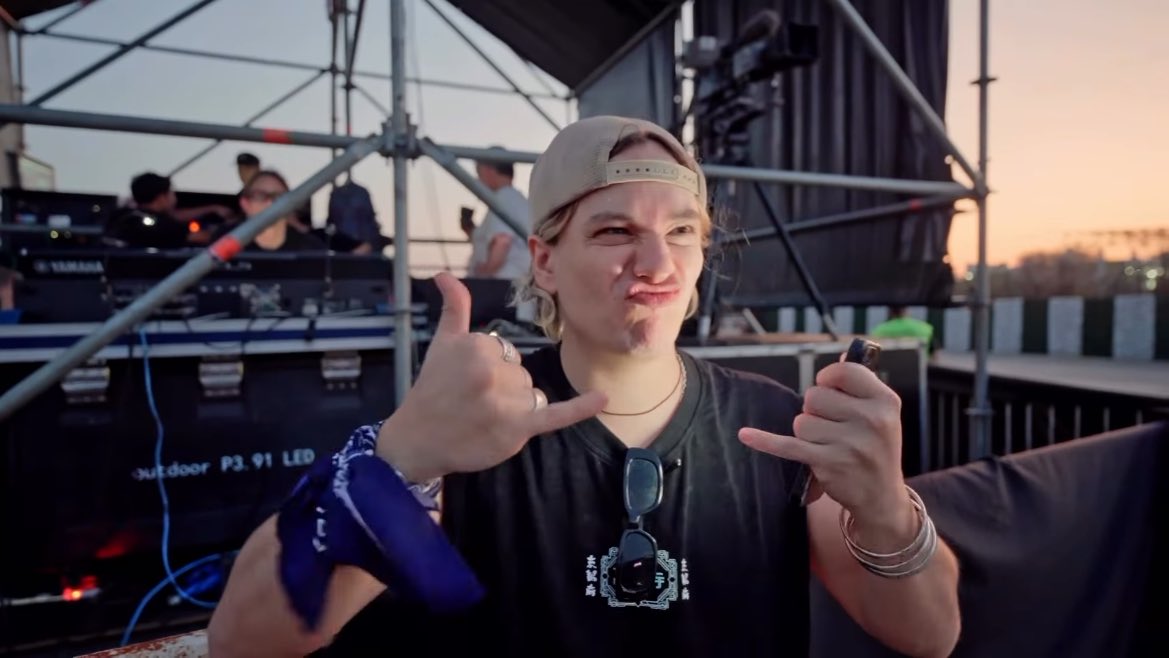 ME DESTRUYE LO LINDO Y PRECIOSO QUE ES