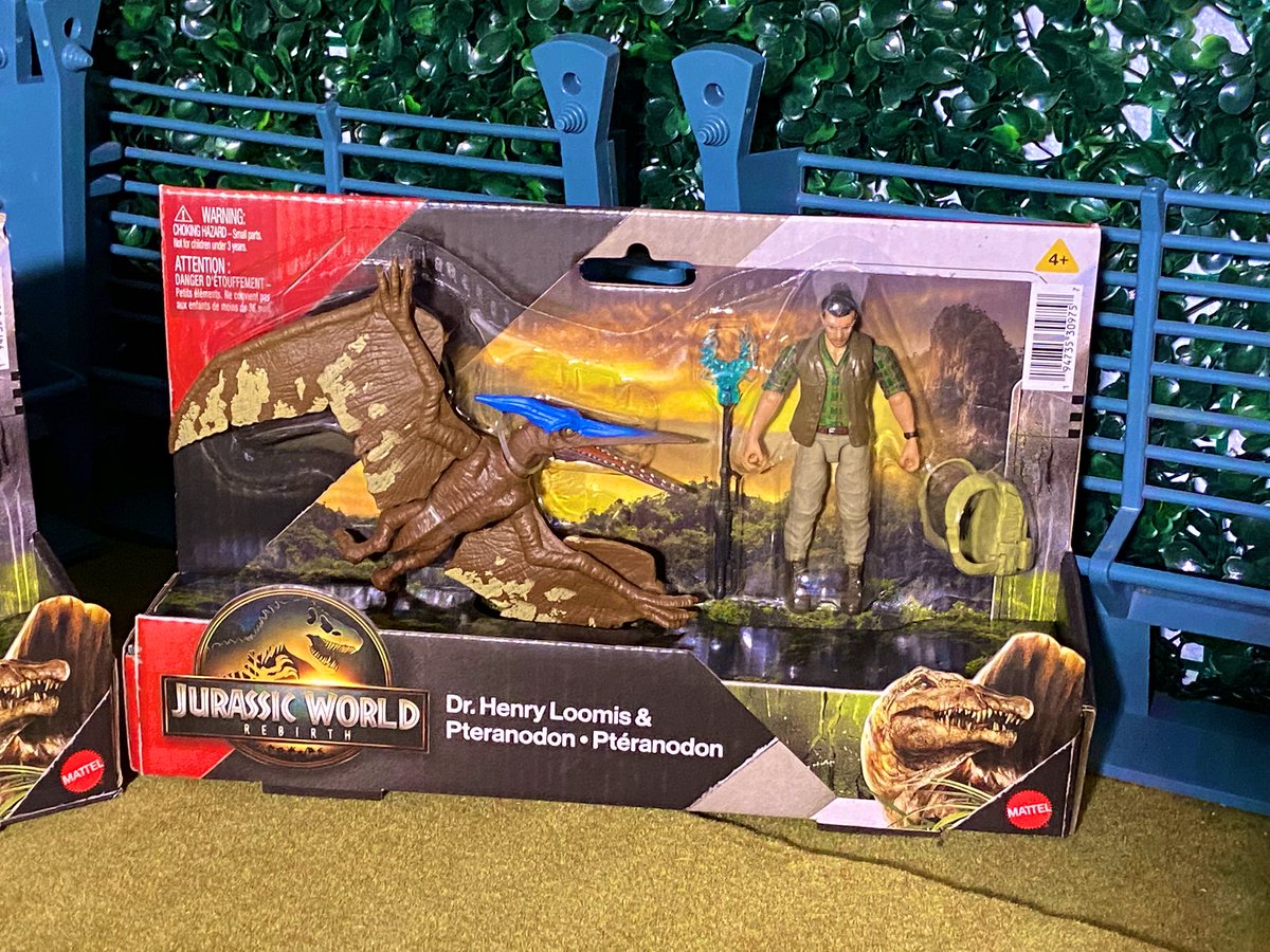 RexPaddock's tweet image. Excited about Zara and Dr. Loomis finally arriving!