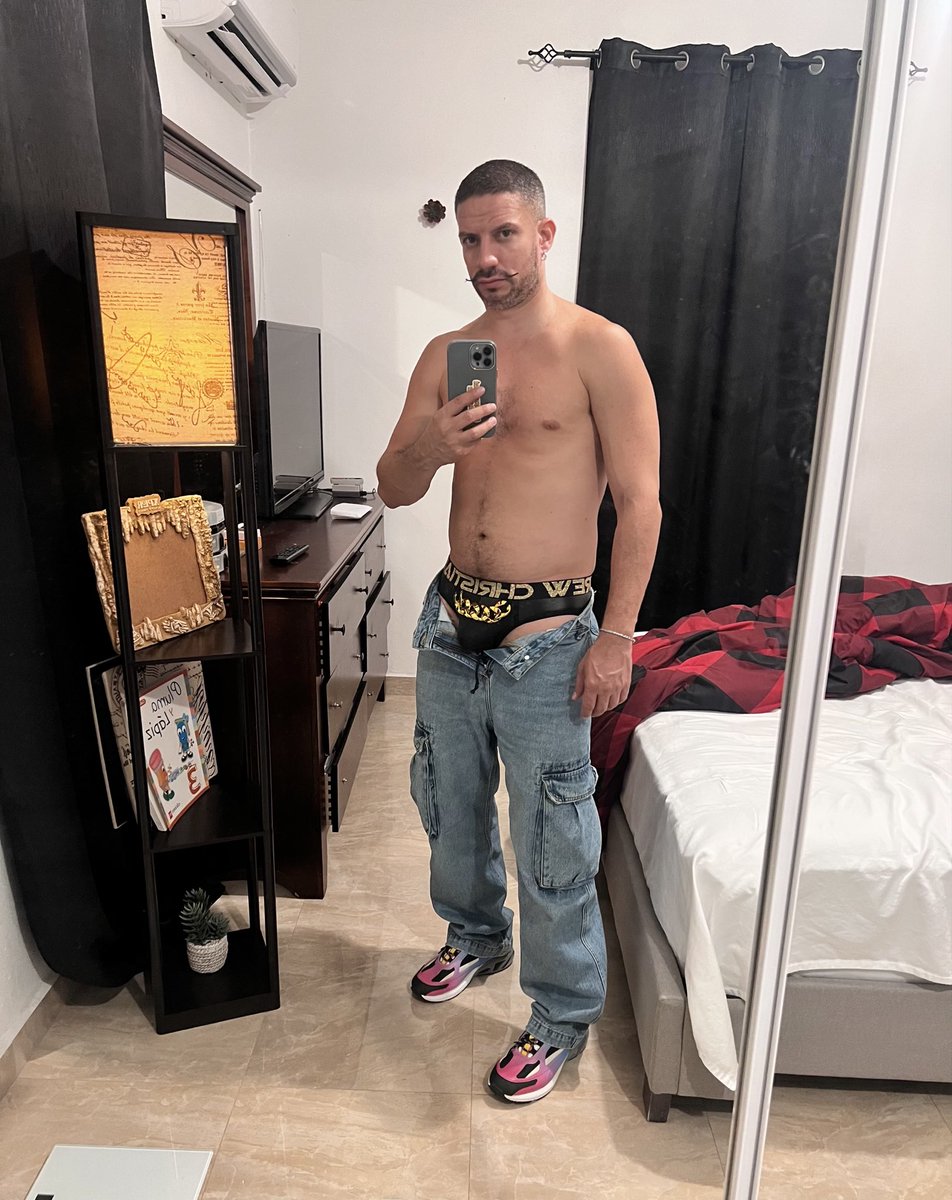 Willypr1201's tweet photo. El dad bod en su máxima expresión!🔥 https://t.co/ZIjGCt8O1F