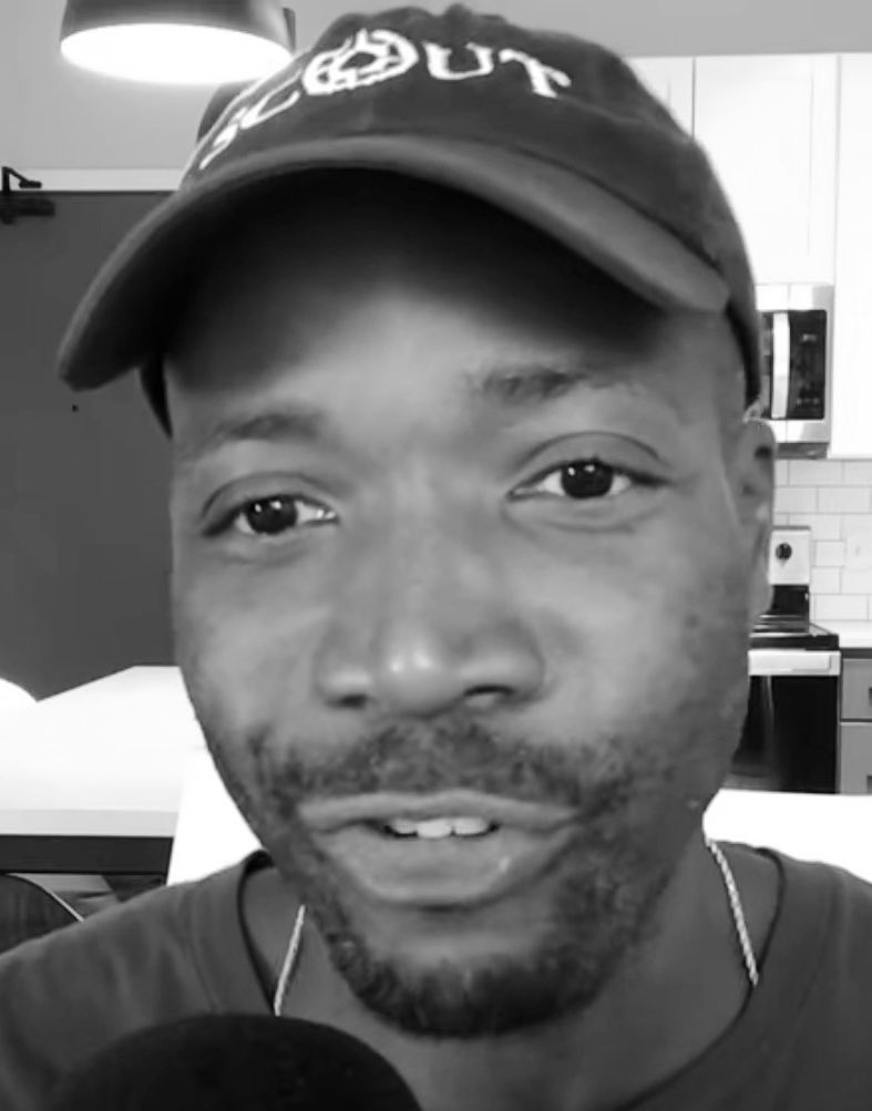 On $ICP we don’t just have memecoins, we have memepersons too. Gentlemen, behold the face of the memepersons; the king of copium, still crying because he didn’t get a grant from Dfinity for his nonsense app.