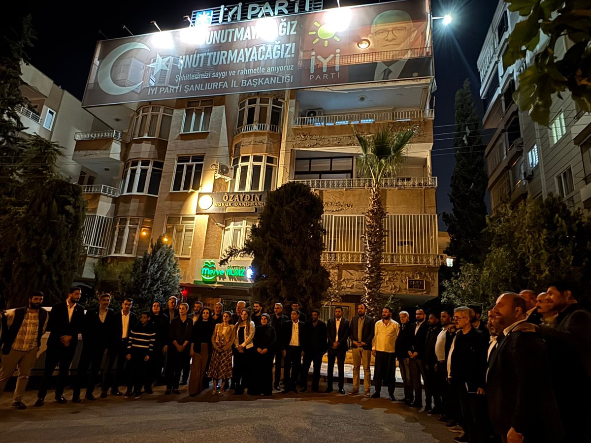 İYİ Parti ailemiz, aramıza katılan 45 yeni #üyemizle birlikte bir kez daha büyümenin mutluluğunu ve gururunu yaşıyoruz.

<a href="/MDervisogluTR/">Müsavat Dervişoğlu</a> 
<a href="/HasanToktasTR/">Hasan Toktaş</a> 
<a href="/aefakibaba/">Dr. Ahmet Eşref FAKIBABA</a> 
<a href="/SBugraKavuncu/">Buğra Kavuncu</a> 
<a href="/enveryilmazordu/">Enver Yılmaz</a> 
<a href="/CumaliDurmusTR/">Cumali DURMUŞ</a> 
<a href="/2727mmg2727/">Mehmet Mustafa Gürban</a> 
<a href="/iyikulisresmi/">İYİ Kulis</a> 
<a href="/iyiparti_urfaa/">SEDAT HAKLI</a>