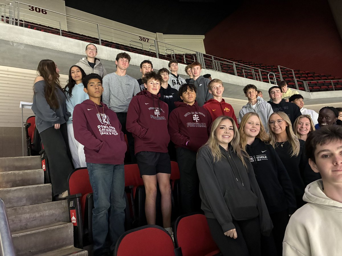 Dowling Catholic Sports Marketing tweet media