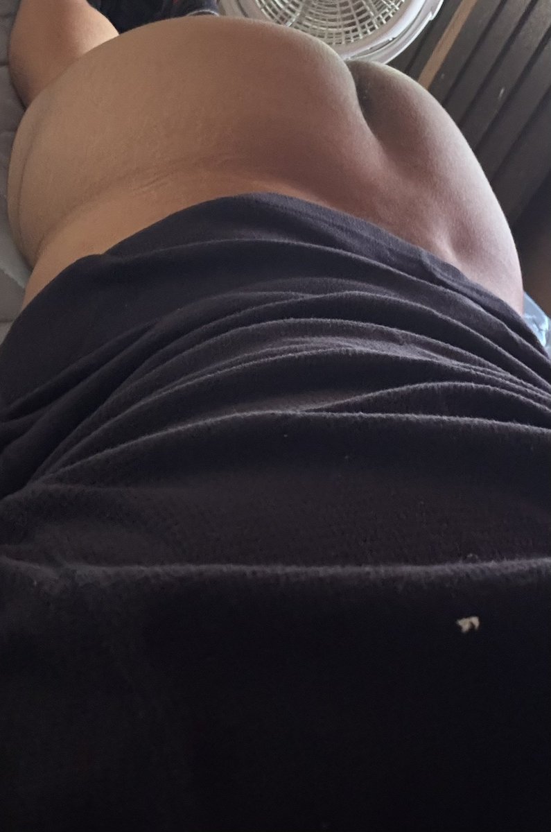 alejandro2712_'s tweet photo. Quien lo quiere 😈🫣 https://t.co/LqgS2K9XC3