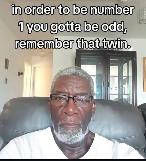 RealestMemes_ tweet picture