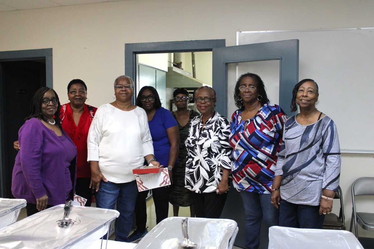 montgcitypandr's tweet image. Last Thursday, the seniors at the Tracy Larkin (King Hill) Community Center hosted a heartfelt Veterans Appreciation Luncheon.

To all who have served—thank you for your service.

#ourmgm #funinmgm #VeteransDay2025