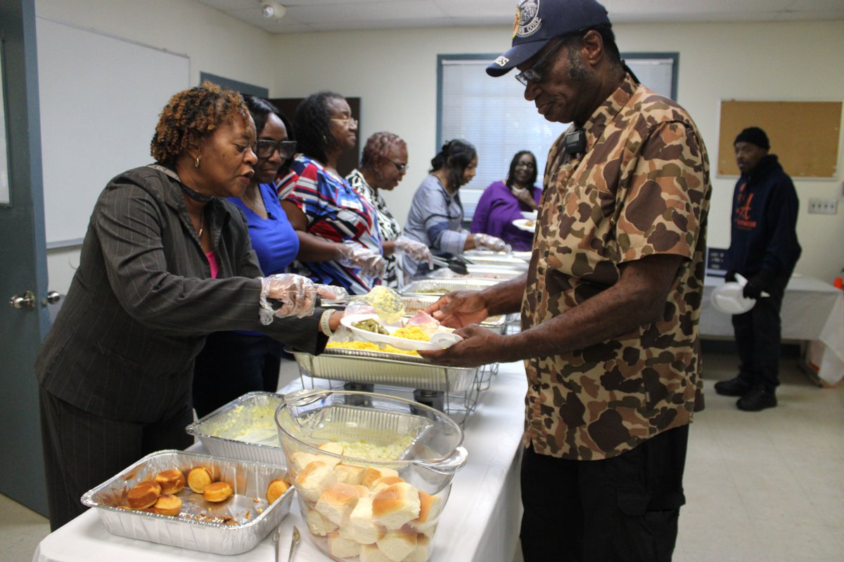 montgcitypandr's tweet image. Last Thursday, the seniors at the Tracy Larkin (King Hill) Community Center hosted a heartfelt Veterans Appreciation Luncheon.

To all who have served—thank you for your service.

#ourmgm #funinmgm #VeteransDay2025