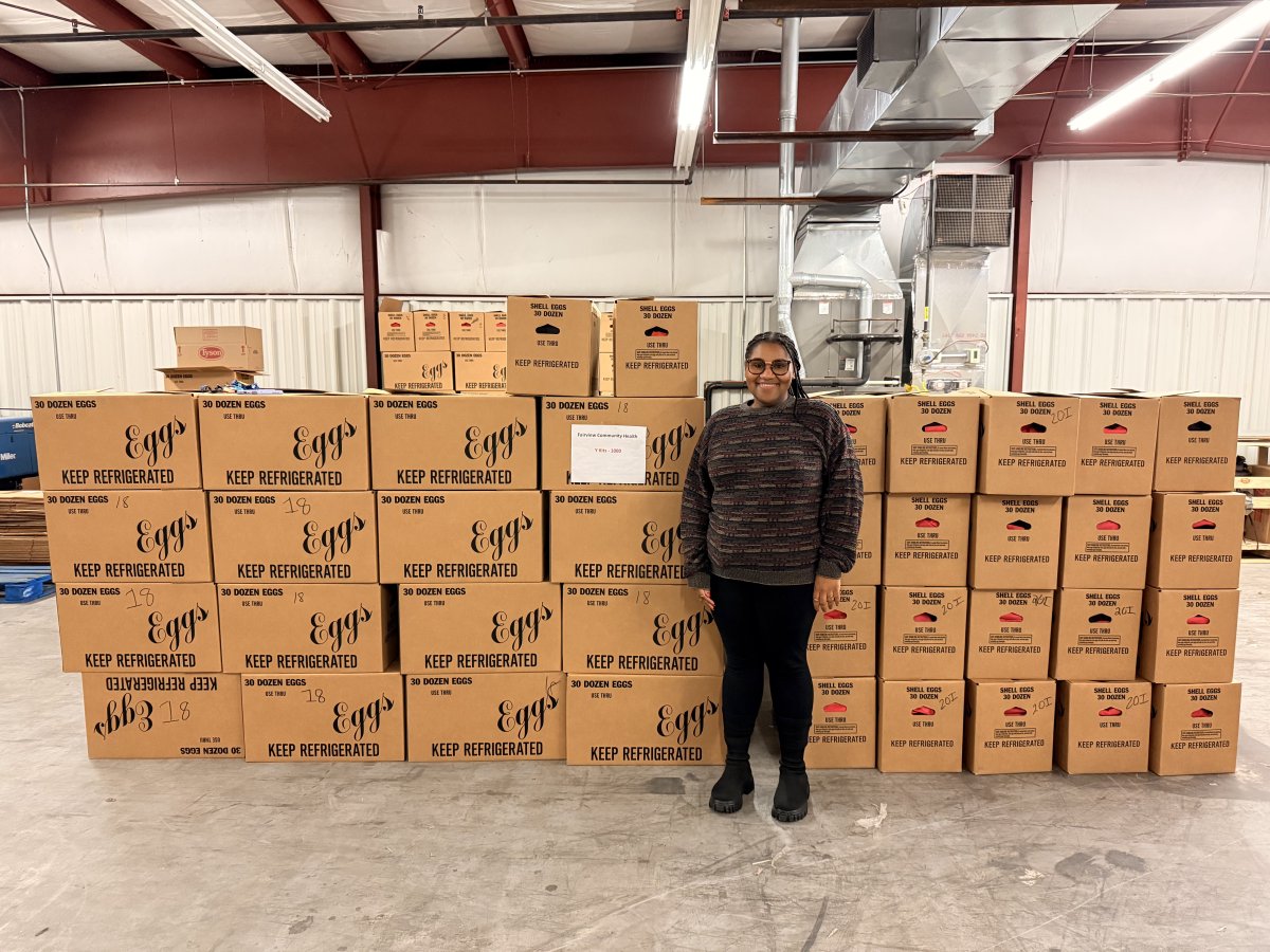 Throwback Thursday! 💙 Last week we delivered car seats, diapers, wipes &amp; school supplies to local partners like Life Choice, Refuge BG, &amp; more. Huge thanks to <a href="/baby2baby/">Baby2Baby</a> &amp; our amazing volunteers for making it happen! #LiveUnited #UnitedWaySOKY