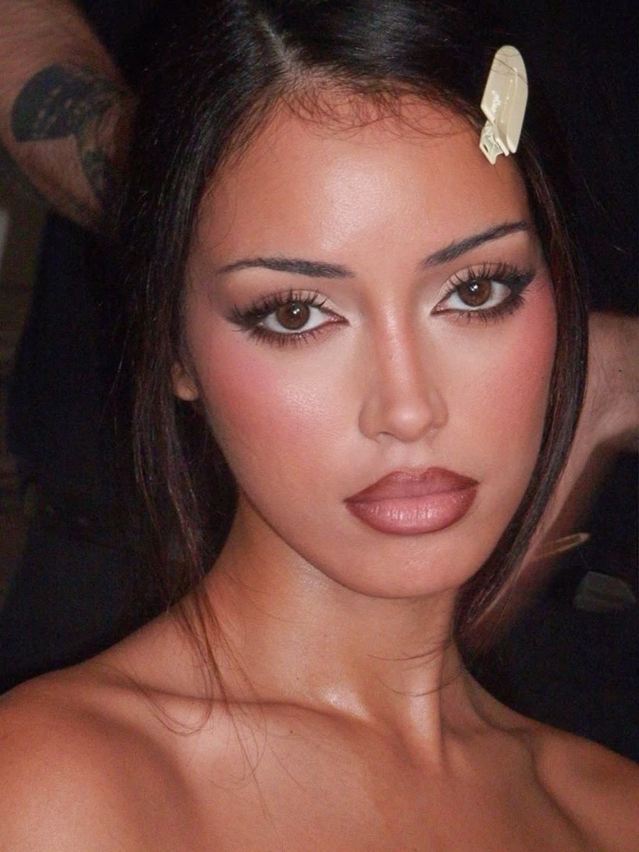 𝒥 (@suaverotic) on Twitter photo 