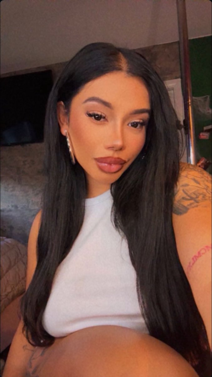 UrAngeeelll_'s tweet photo. Self ❤️ https://t.co/JCNreMApD1
