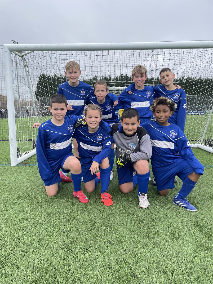Our football team took part in their first tournament of the year- the FA Kids Cup. We started really well, unbeaten in our first 3 games, but just lost out in the final 3 games by the odd goal on each occasion. Well done on a really positive first set of games as a team. 👏🏻👏🏻👏🏻