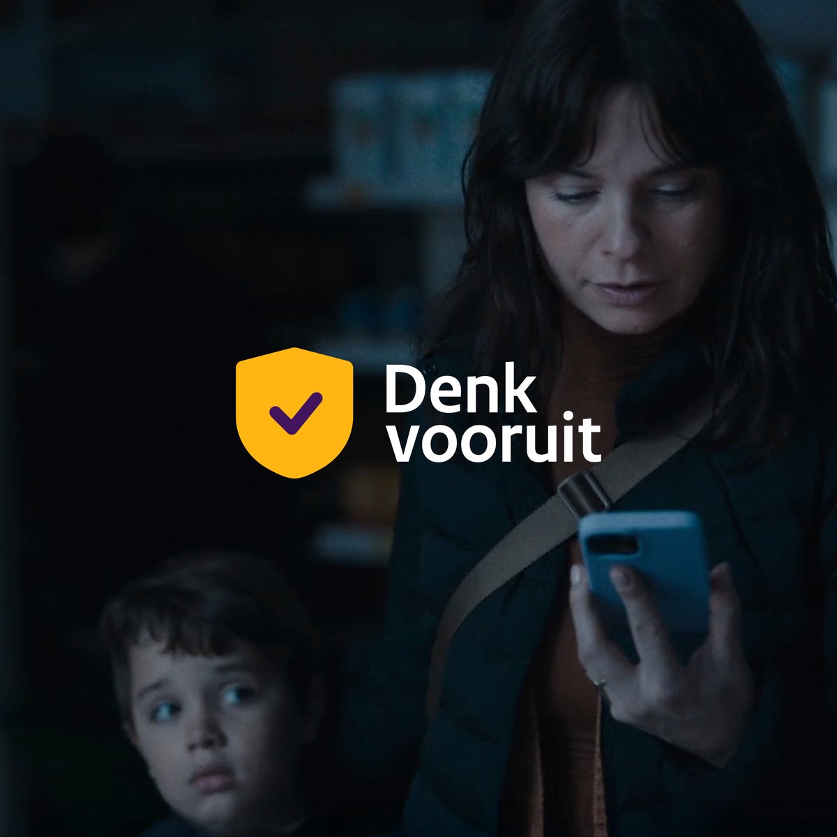 Een noodsituatie kan ons zomaar overkomen. In Nederland zijn de hulpdiensten goed voorbereid op rampen en ongelukken.
Kijk op denkvooruit.nl om te zien hoe jij je kunt voorbereiden.