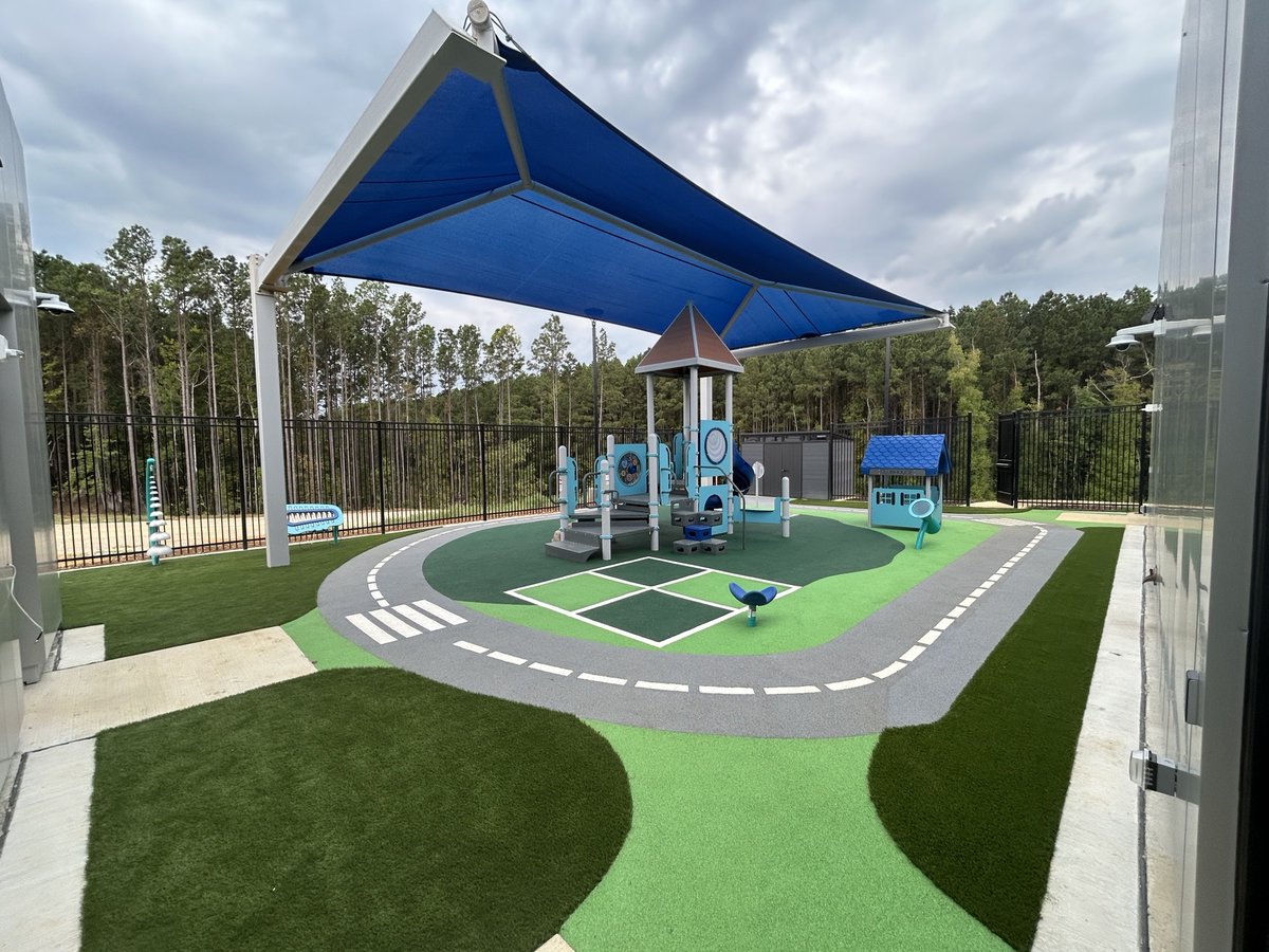 ModularGenius's tweet image. A leading manufacturing plant in Mississippi invested in a modern modular child care center to support its workforce. Modular Genius delivered a spacious, safe, and nurturing facility while minimizing disruption to plant operations.

hubs.ly/Q03S4gfl0