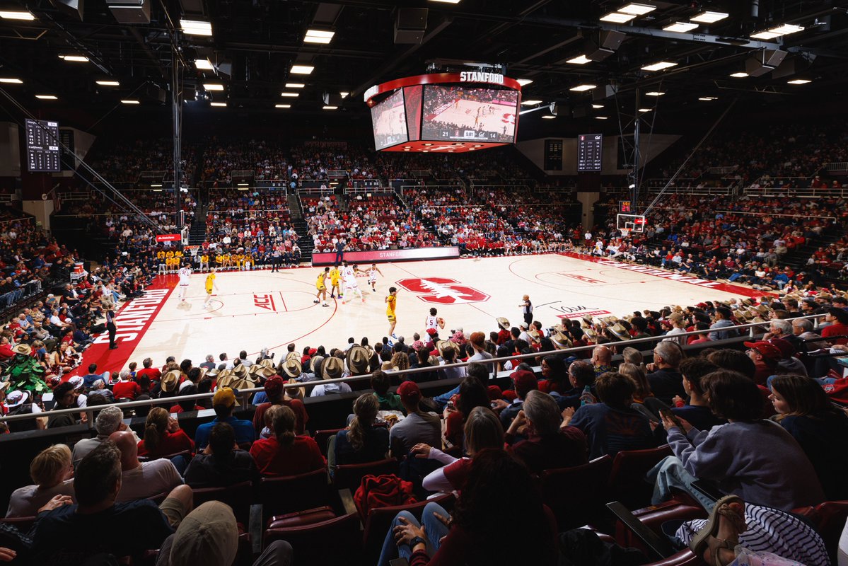 DominicSimons's tweet image. We&apos;re looking for a talented, driven digital strategist to join our team at Stanford Athletics!

Position overview:
🌲 Oversee the digital efforts for @StanfordMBB 
🌲 Manage our @GoStanford social platforms
🌲 Help us drive growth for our mobile app

More info:…