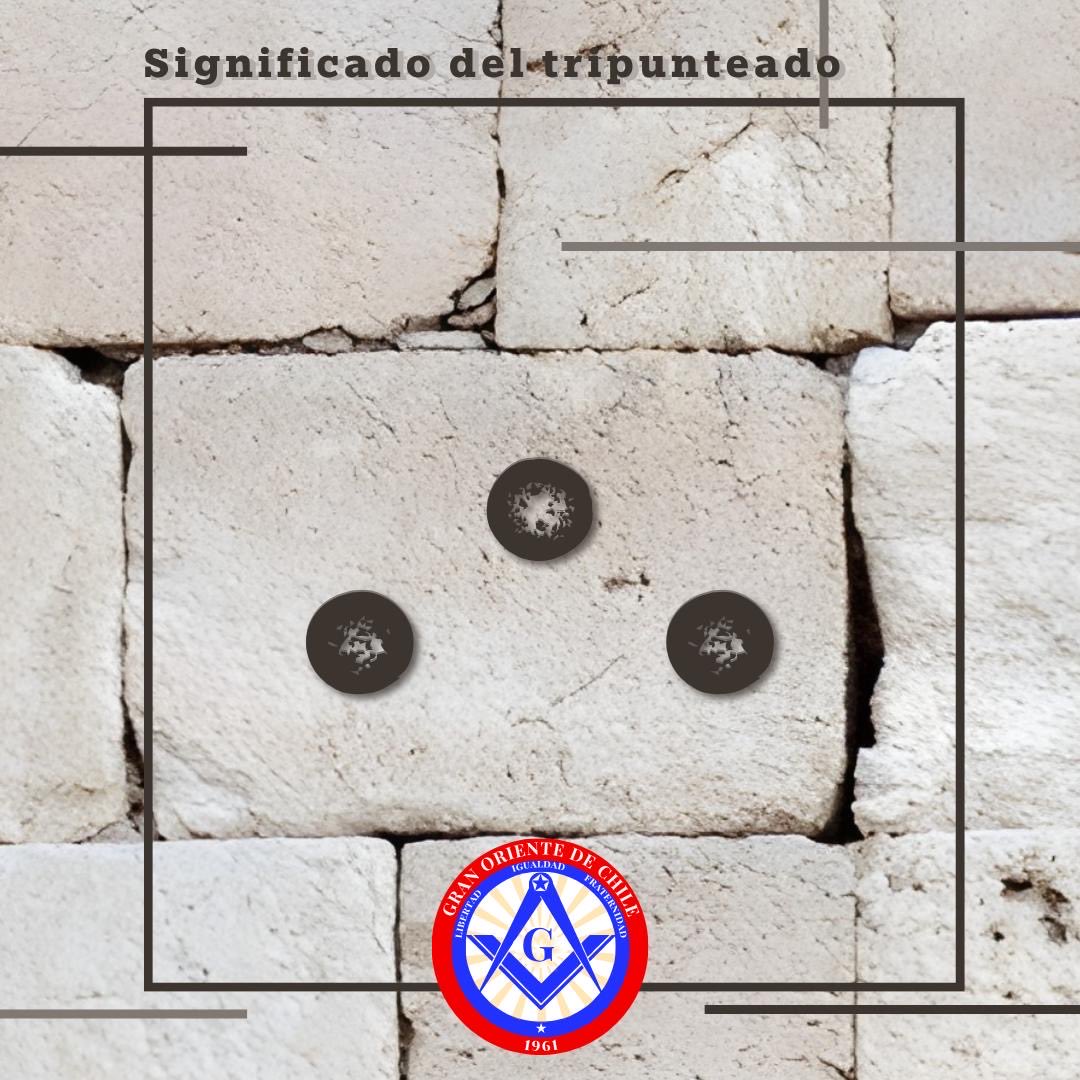El tripunteado es un símbolo masónico
formado por tres puntos en triángulo. Representa la unión de pensamiento, palabra y acción también alude a sabiduría, fuerza y belleza.#masonería #simbolismo #masoneriamixta #masoneríauniversal #masoneriachilena #granorientedechile