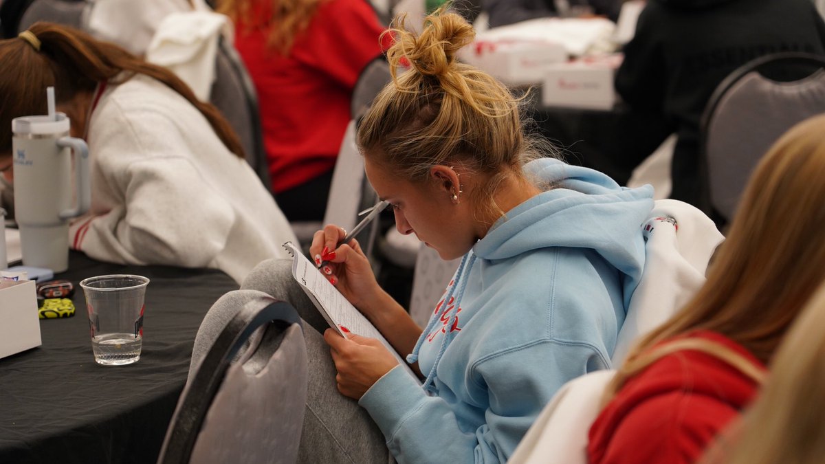 The Eugene D. Smith Leadership Institute tweet media