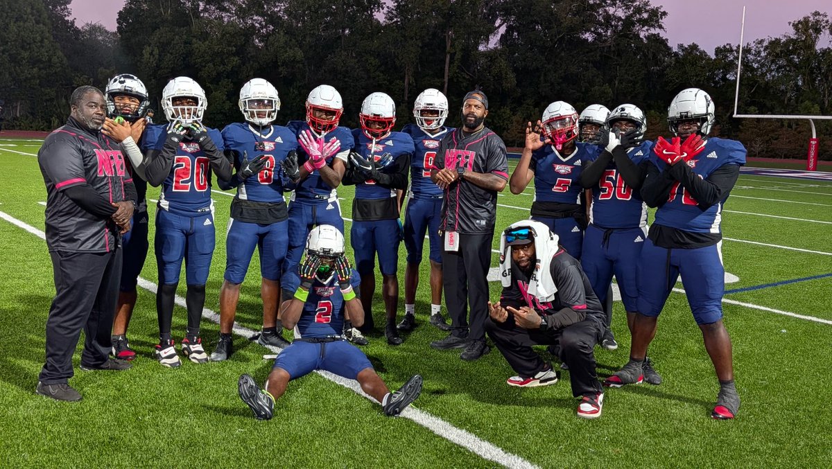 Dee Webb tweet media