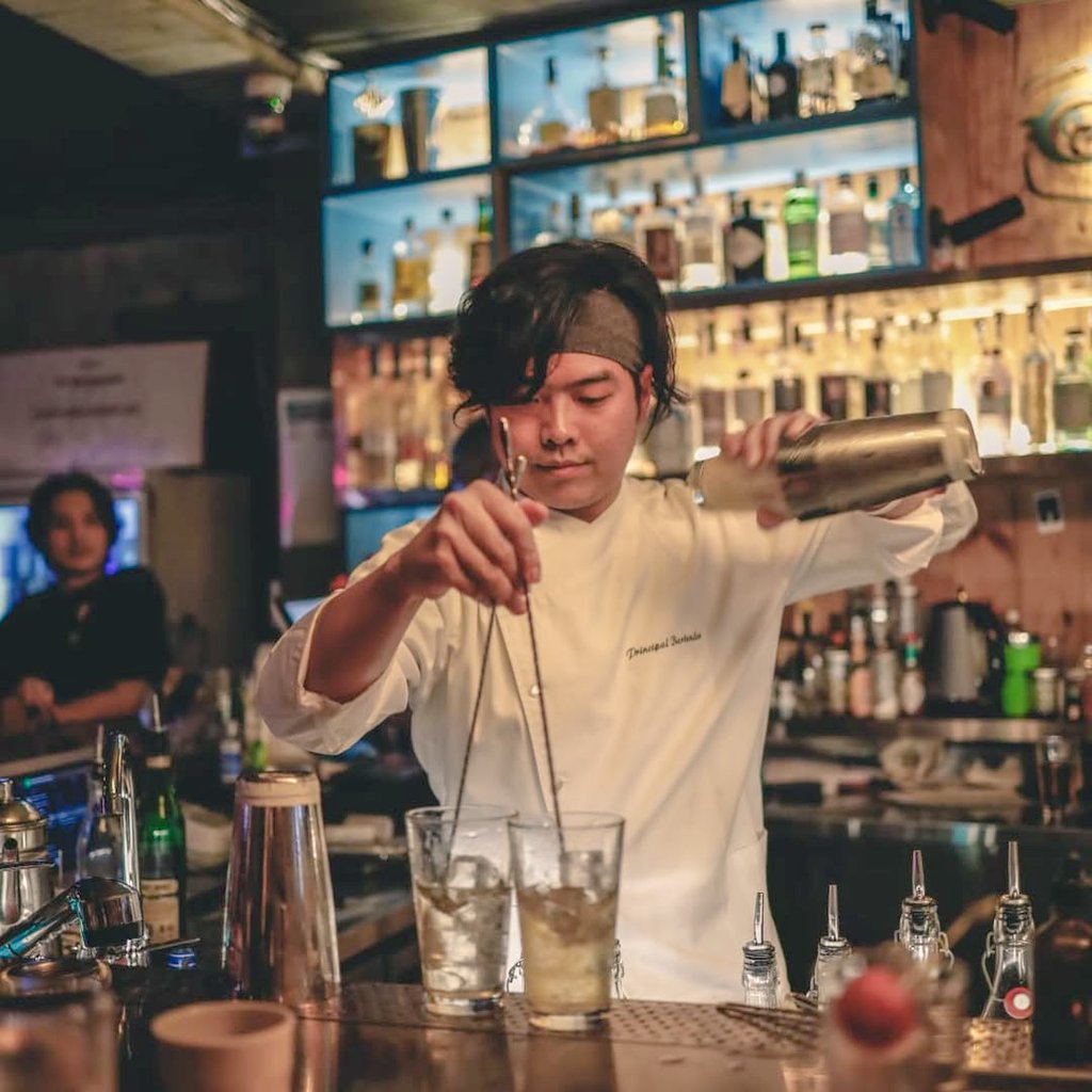 Cocktail  hour is a very serious business in Cambodia...mornings start early...  could be a 5am start. A 4pm #cocktail hour makes sense !  Lots of value &amp; flair to avail off. #hiddencambodia #siemreaap