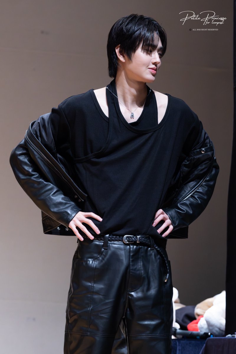 ☆𝒫ℯ𝓉𝒾𝓉ℯ 𝓅𝓇𝒾𝓃𝒸ℯ𝓈𝓈ℯ☆ tweet media