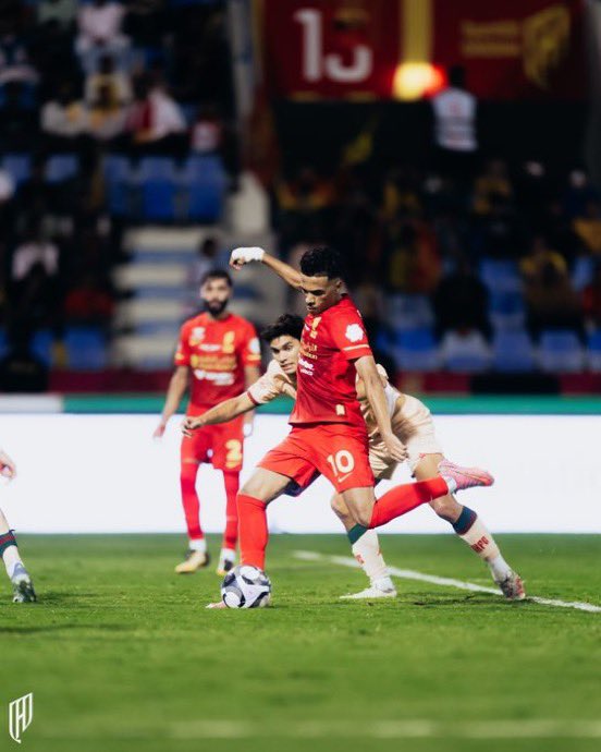 mnbrQadsiah's tweet image. 📊- مصعب الجوير اعلى لاعب تقييماً (8.4) 🌟

#القادسية | #MQ