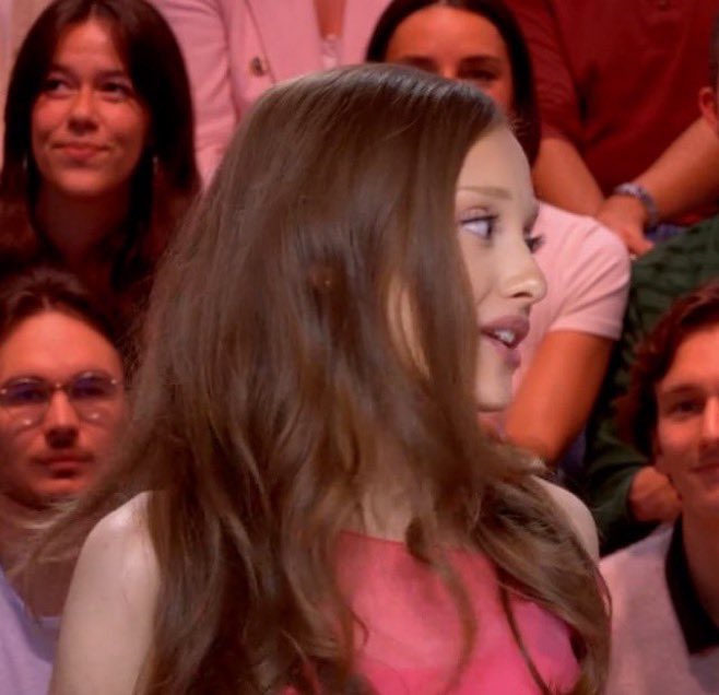 ley 𝜗𝜚’s bittersweet tweet media