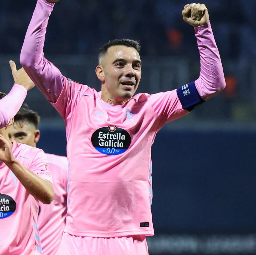 Iago Aspas está jugando esta Europa League como quien lleva preparando una venganza durante años y por fin puede llevarla a cabo. Danza sobre el campo, disfruta, y va a recital por partido. Jugador histórico, sin peros ni condicionantes.