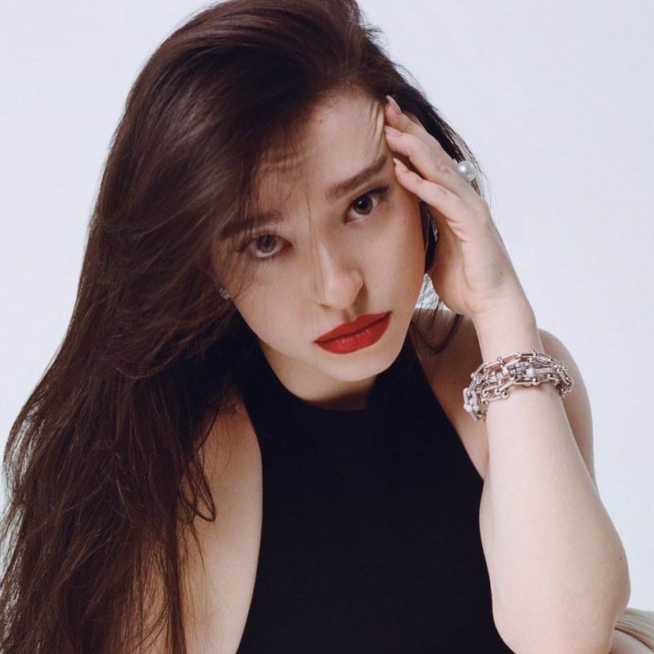 mikeymupdate's tweet image. Mikey Madison and Jessica Chastain are confirmed to star in “My Darling California”, directed by Elijah Bynum.

— Josh Brolin, Chris Pine, Don Cheadle, and Charles Melton are also part of the cast.