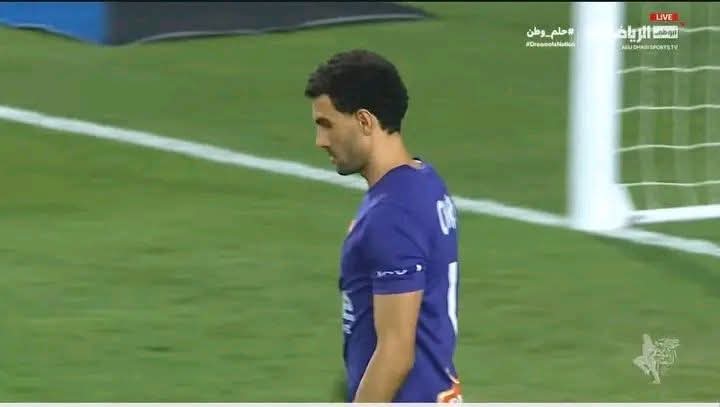 HamadaBasry2's tweet image. ياعم اقسم بالله نفسي اشوف حارس على وجه الارض يسد امام عواد في ركلات الجزاء ... عظيم للمره المليون ياعواد ماشاء الله 👏👏