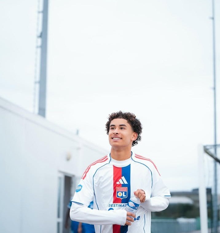 Profuturstars's tweet image. Bonsoir @moussa_nkt le peuple te délègue le dossier 🇸🇳