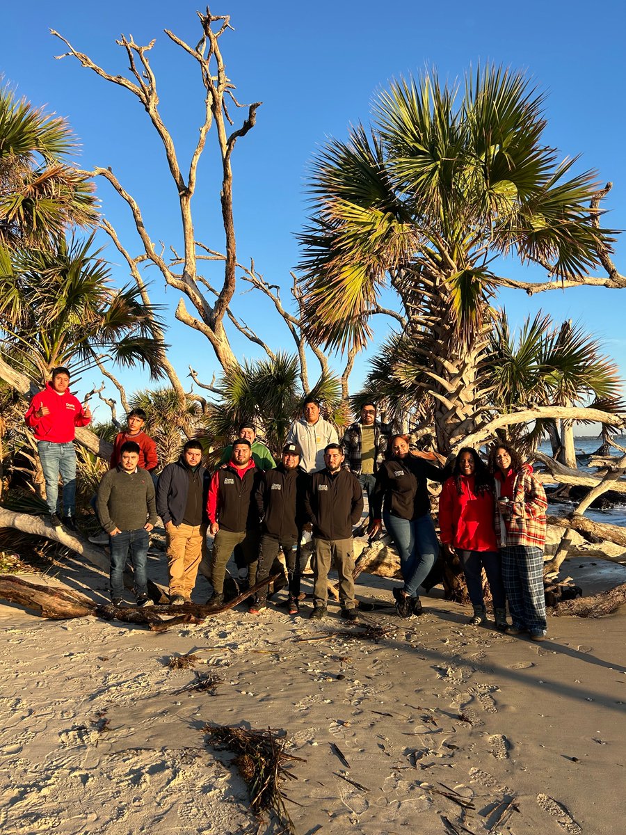 DonsTreeSvc's tweet image. We are so blessed to have an amazing Leadership Team! This is a picture from our last leadership trip to Jekyll Island! Grateful for an amazing team with a heart to serve with love and integrity. #love #integrity #donstreeservice
