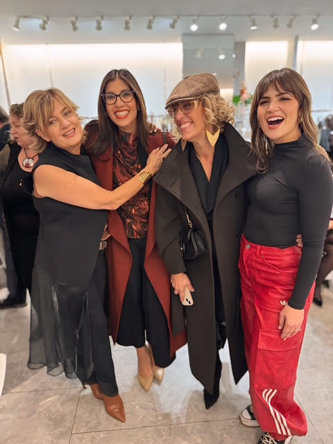 VermaniDr's tweet photo. My deepest thanks to Freda and Paulina of Freda's for a spectacular event that brought an amazing group of women for a spectacular night of fashion, connection, and community.  A very special congratulations to the winners of my book, A Deeper Wellness! 

#WomenSupportingWomen https://t.co/tMBIVb3FHW