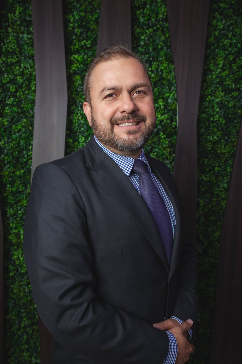 ¡Liderazgo con propósito que inspira! 💪🧡
El ranking MERCO Líderes 2025 reconoce a Gina Carvajal Vega, nuestra Gerente General (5° en banca, 36° general), y a Eduardo Navarro Ceciliano (75°), por su compromiso y liderazgo con impacto.
#BancoPopular #LiderazgoConPropósito