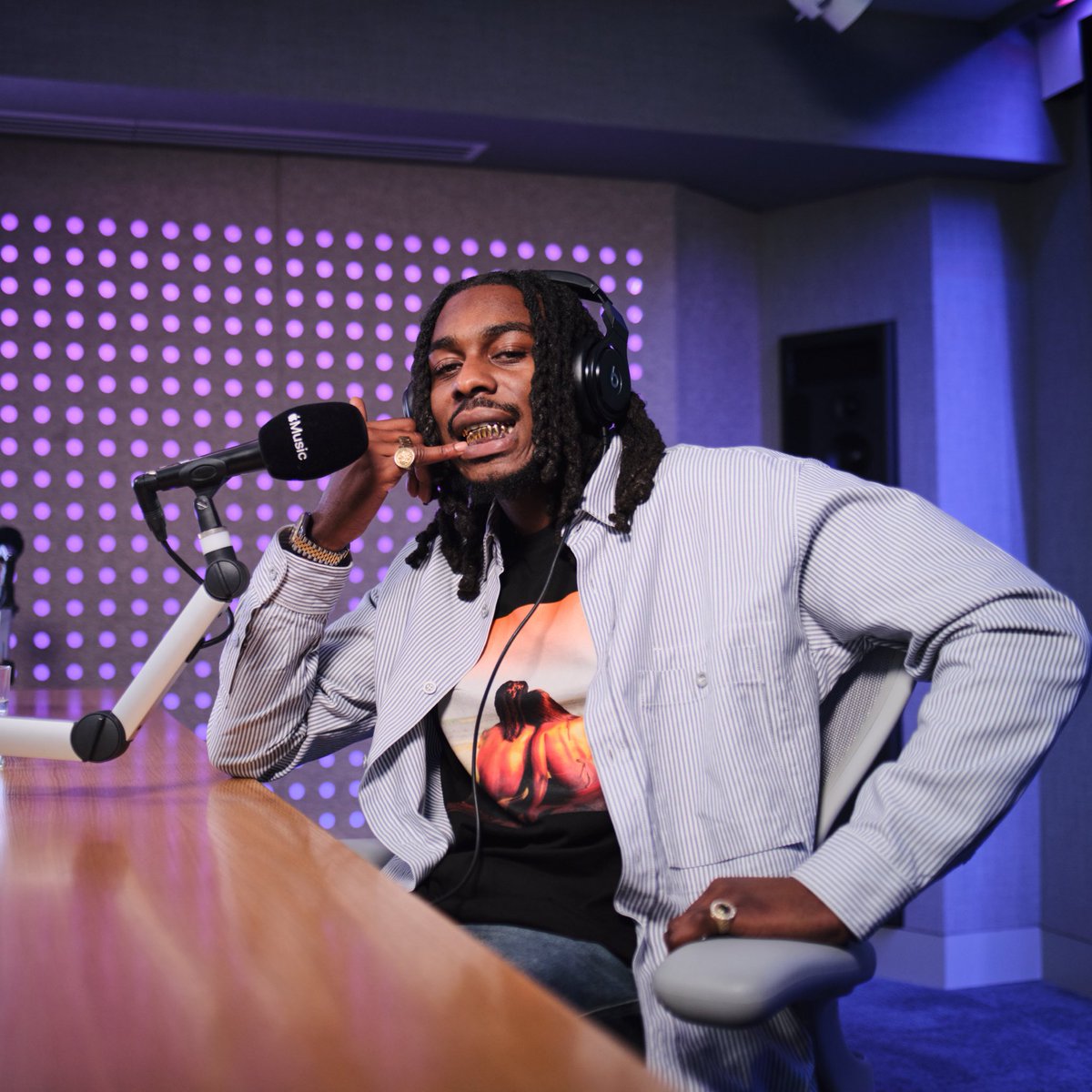 oldmanebro's tweet photo. 🚨Tune in #TheEbroShow!! Playing back my convos from the @AppleMusic London studios w/ @KojeyRadical @strandzfr @MsBanks @Knucks 🔥🔥🔥

12pm PST/3pm EST!!

Listen 🎧: https://t.co/IiDpaulqwW https://t.co/ikuuIXICXj